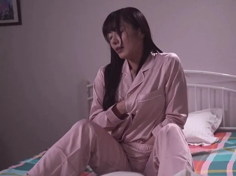 Thủ dâm của quý đêm vì chồng bỏ bê, vợ yêu quyết định tìm đến ứng dụng hèn hò